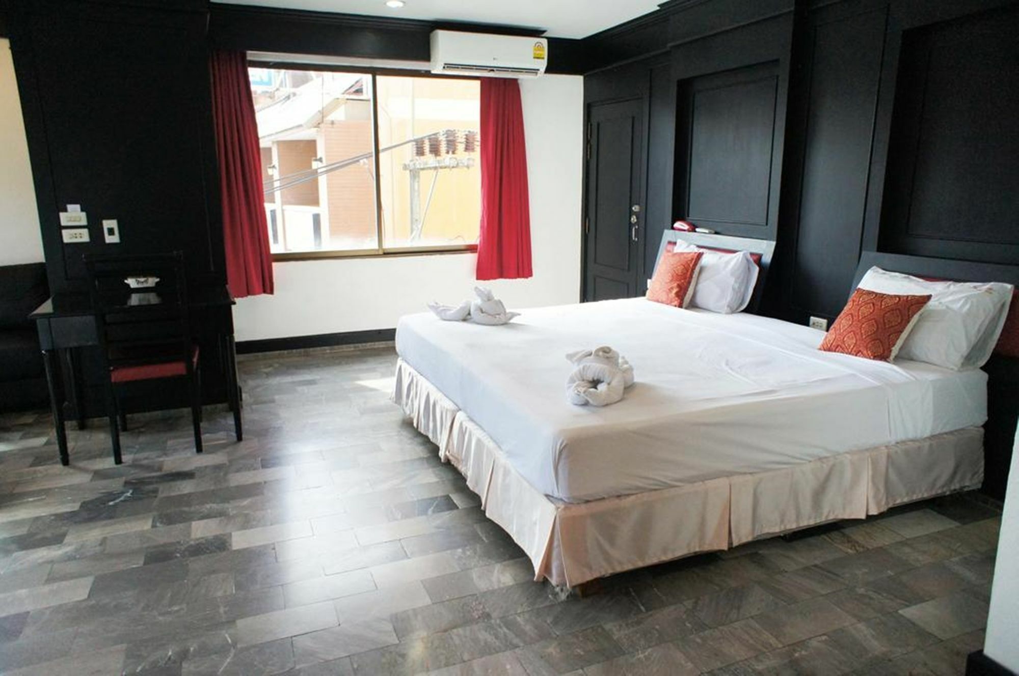 Patong Holiday Dream Hotel Eksteriør bilde