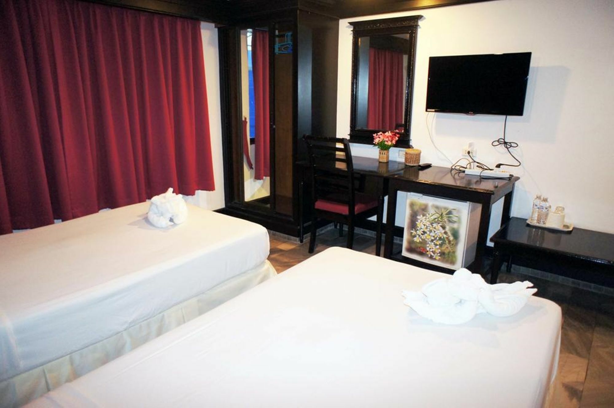 Patong Holiday Dream Hotel Eksteriør bilde