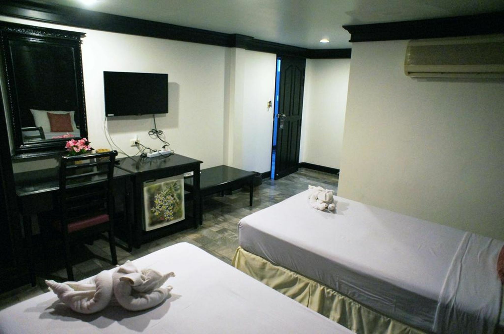 Patong Holiday Dream Hotel Eksteriør bilde