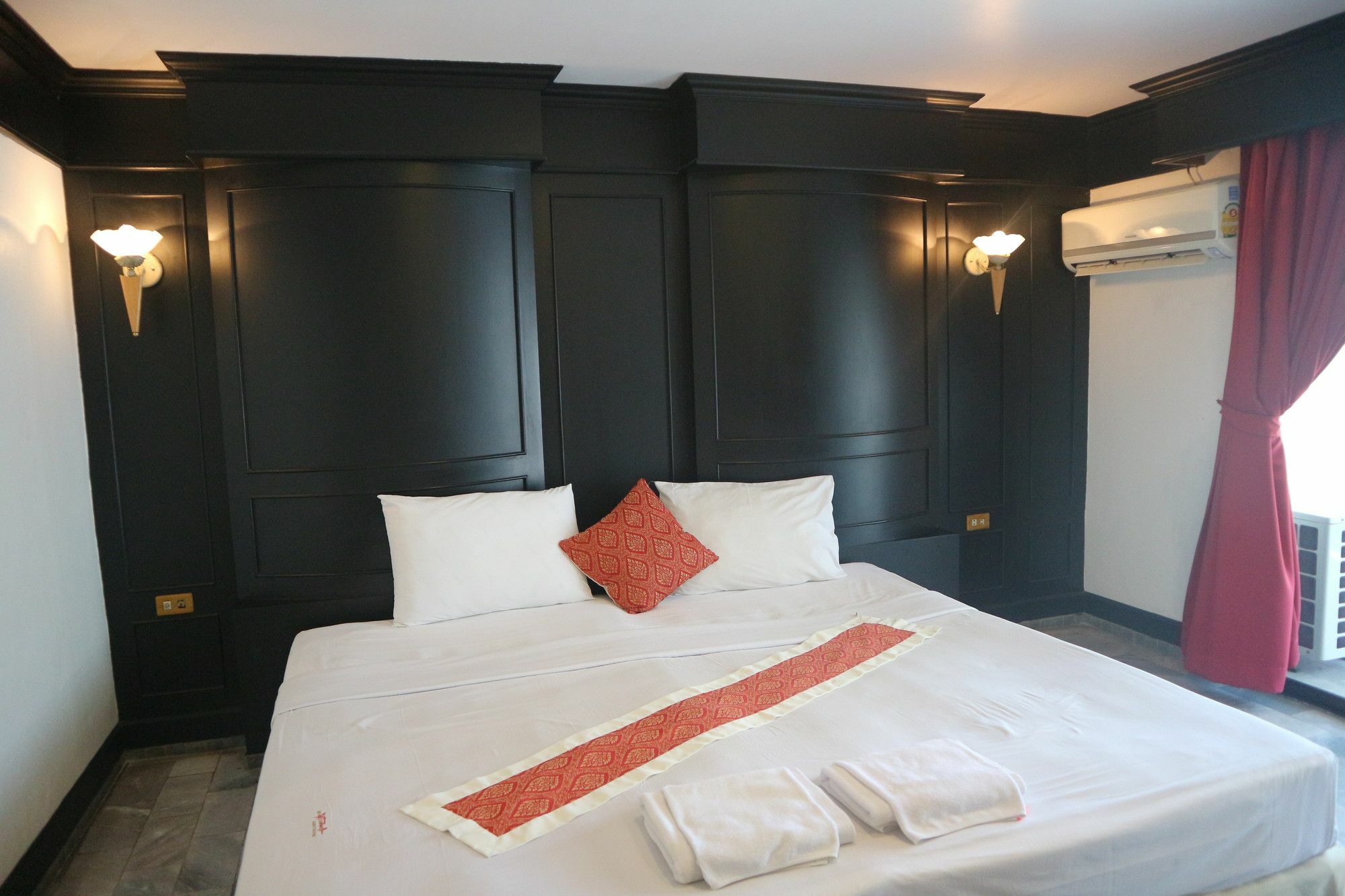 Patong Holiday Dream Hotel Eksteriør bilde